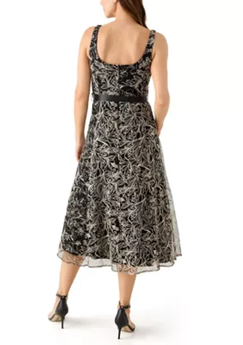 Women's Scoop Neck Mesh Cocktail Dress