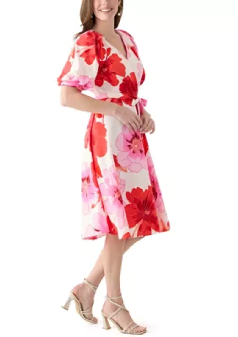 Women's Short Sleeve V-Neck Floral Print Fit and Flare Dress