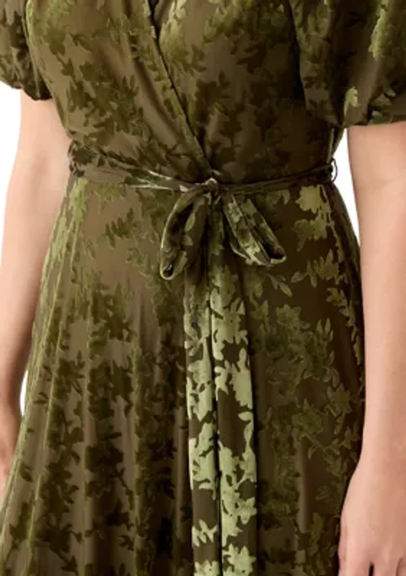 Women's Short Sleeve V-Neck Burnout Fit and Flare Dress