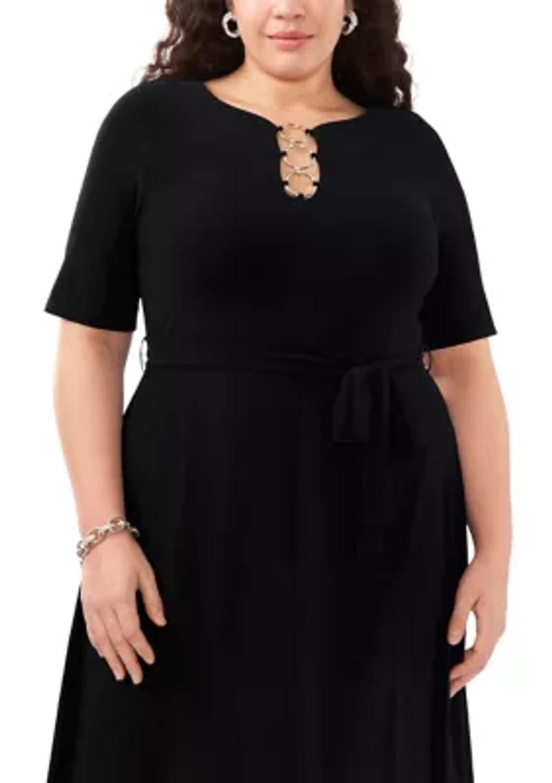Plus Short Sleeve 3 Ring Solid Tie Front Midi Dress