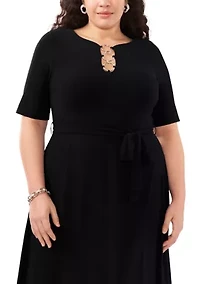 Plus Short Sleeve 3 Ring Solid Tie Front Midi Dress
