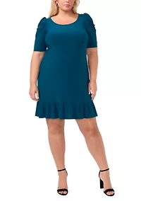 Plus Short Sleeve Boat Neck Solid Sheath Dress