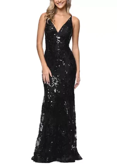 Women's Sleeveless V-Neck Patterned Sequin Gown