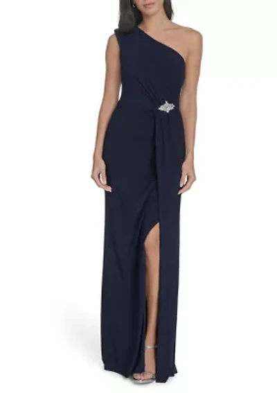 Women's Sleeveless One Shoulder Solid Gown
