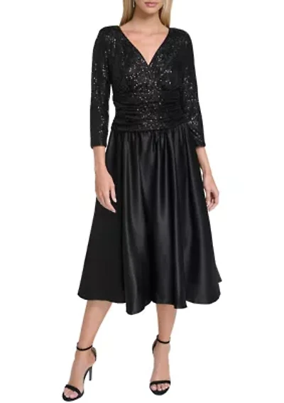 Women’s 3/4 Sleeve V-Neck Solid Satin A-Line Dress