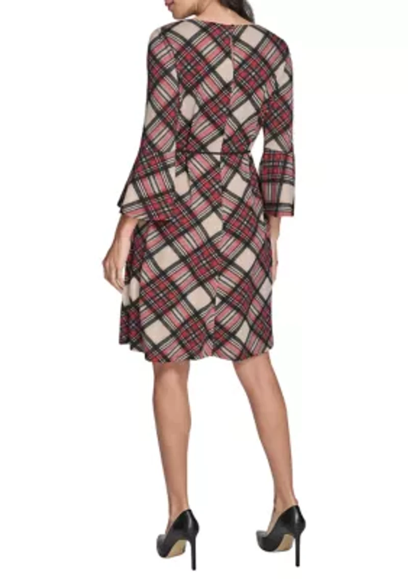 Women's 3/4 Sleeve Crew Neck Plaid Hacci Fit-and-Flare Dress