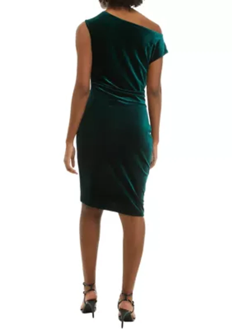 Women's Cap Sleeve Cowl Neck Solid Velvet Sheath Dress
