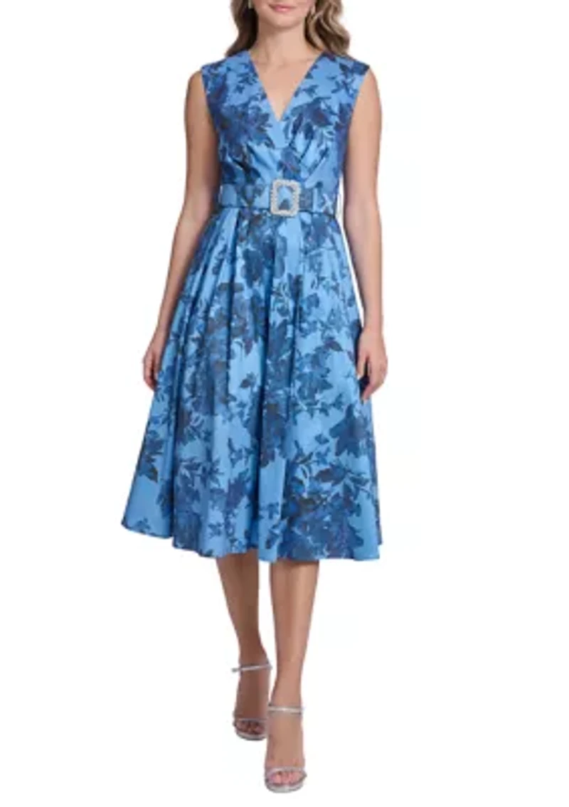 Women's Sleeveless V-Neck Floral Printed Dress with Embroidered Belt