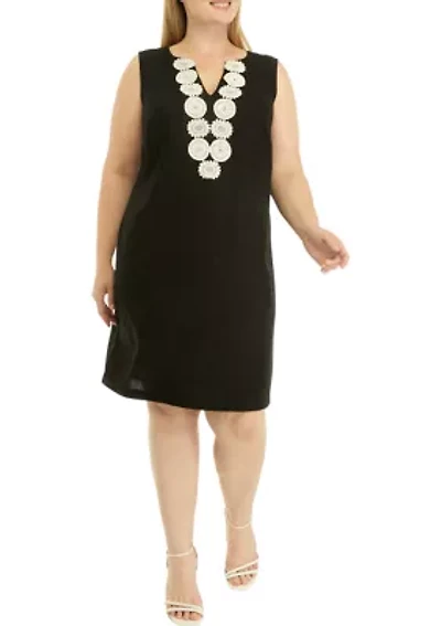 Plus Sleeveless Embroidered V-Neck Solid Linen Sheath Dress