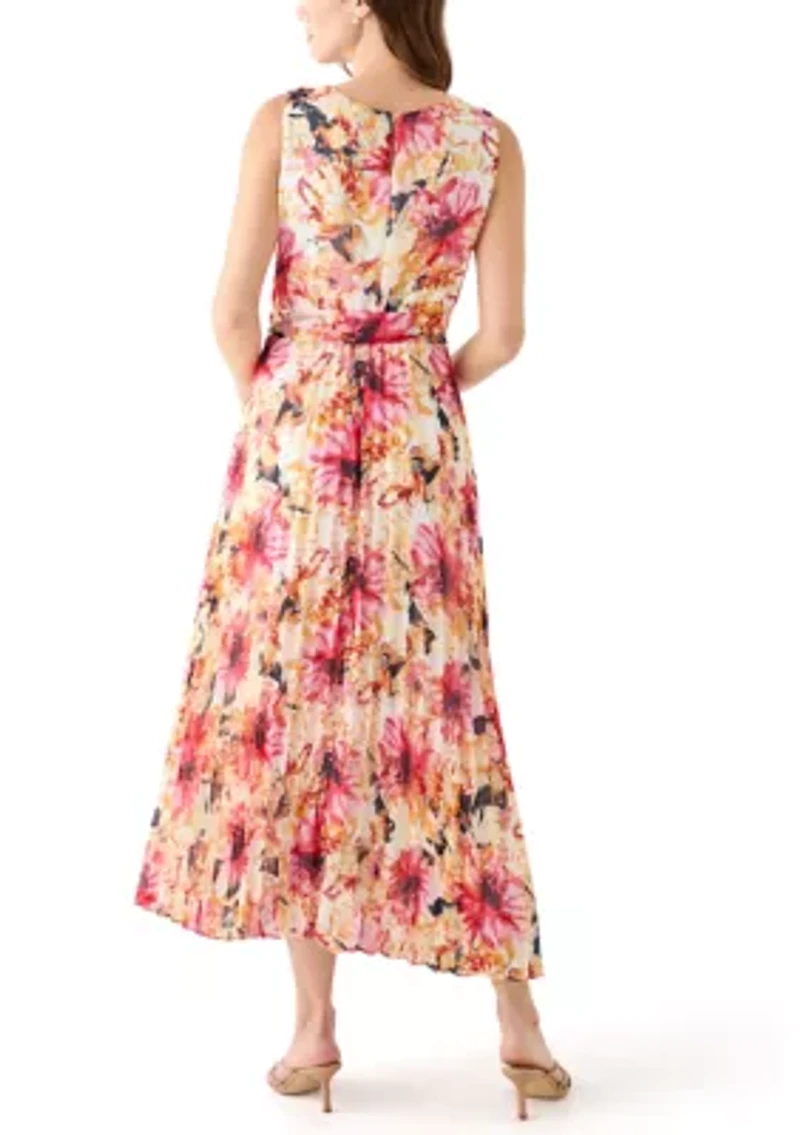 Women's Sleeveless Crew Neck Floral Print Chiffon Dress