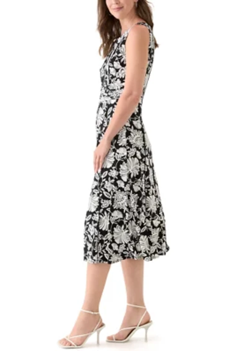 Women's Sleeveless Crew Neck Floral Print Dress
