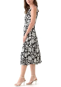 Women's Sleeveless Crew Neck Floral Print Dress