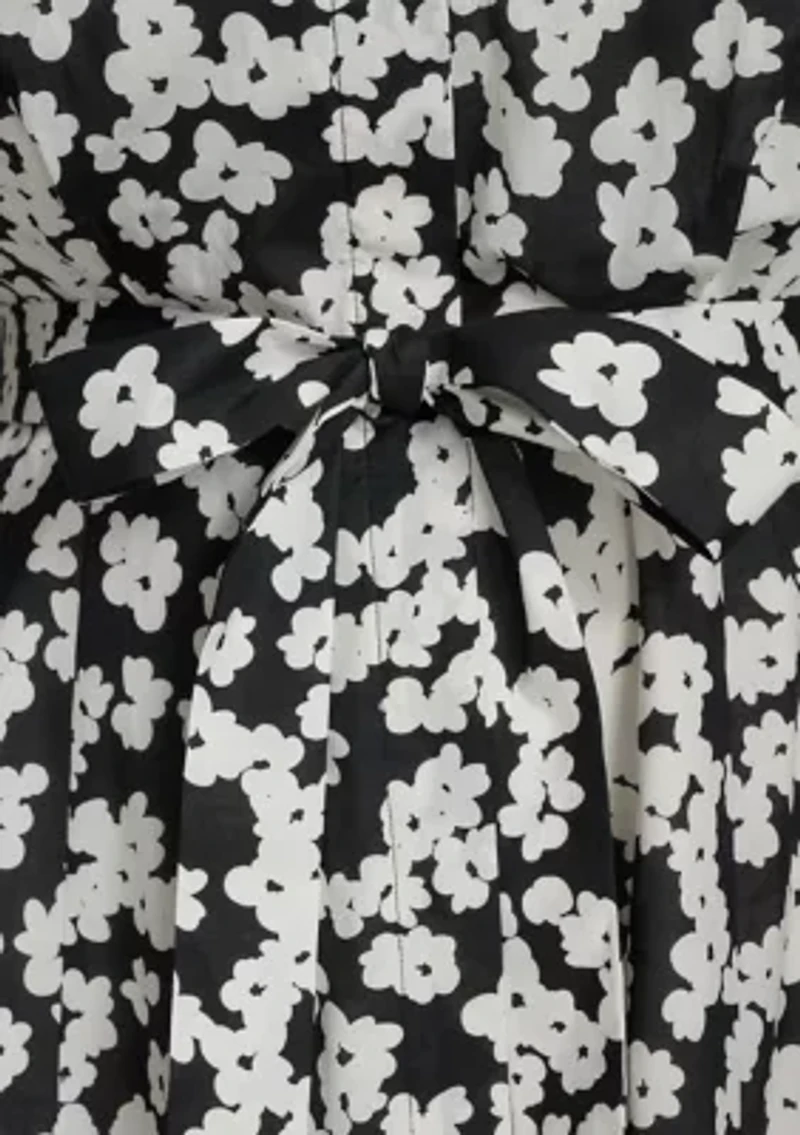 Plus Short Sleeve V-Neck Floral Print Fit and Flare Dress