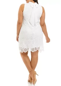 Plus Solid Sleeveles A-Line Lace Dress