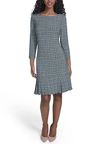 Women's 3/4 Sleeve Shift dress with Pleated Hem