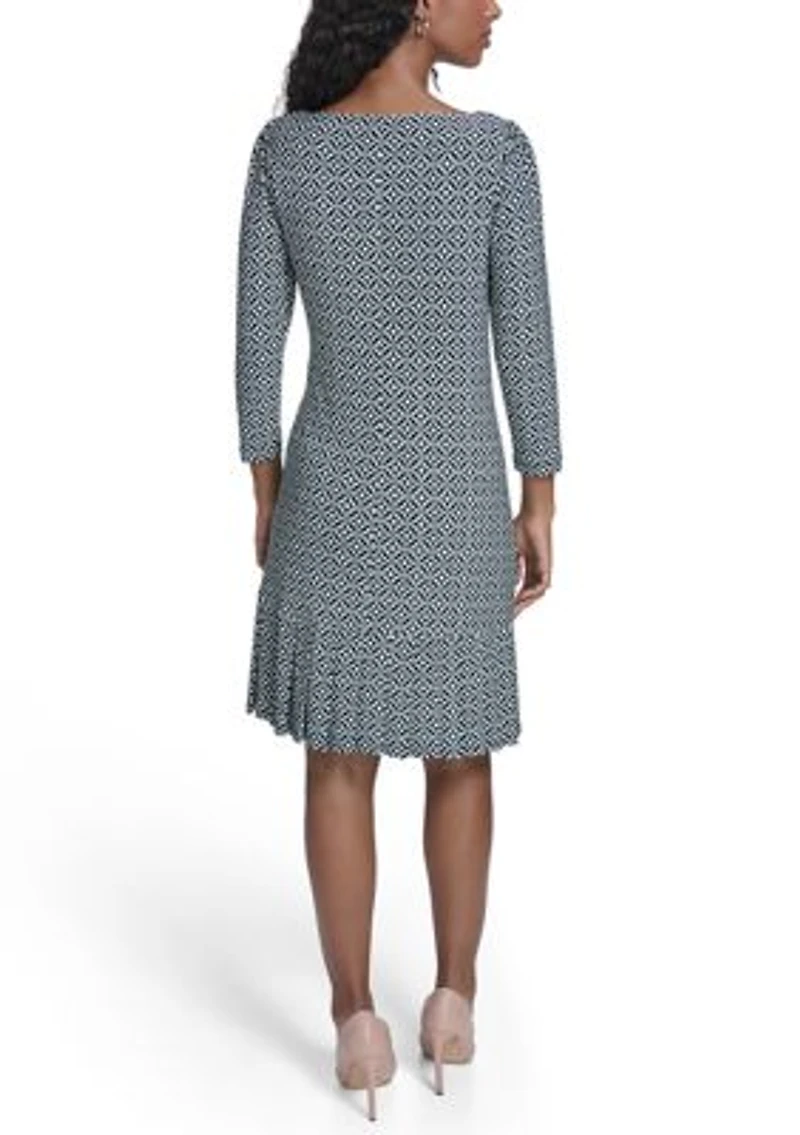 Women's 3/4 Sleeve Shift dress with Pleated Hem