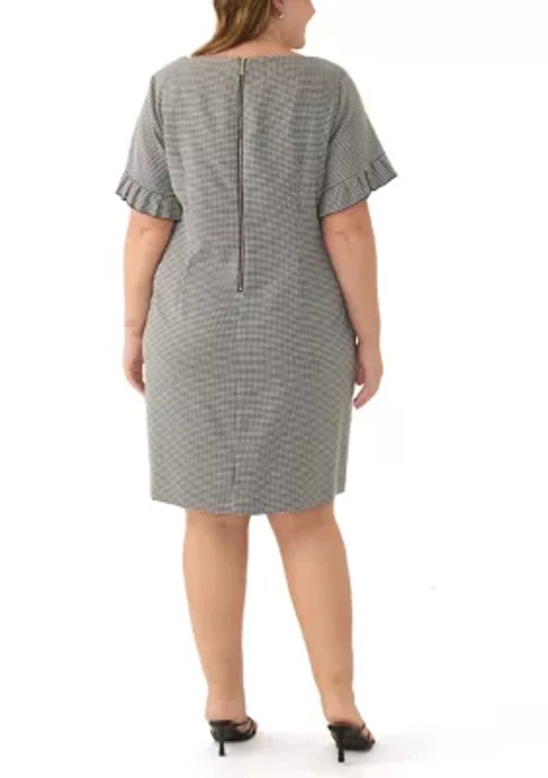 Plus Pleated Short Sleeve Houndstooth Shift Dress