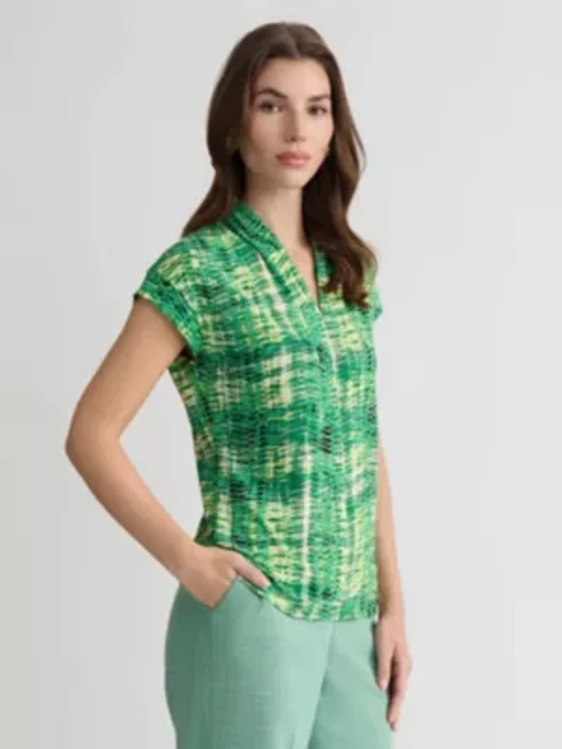 Petite Abstract Print Funnel Nk Knit Top