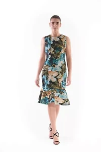 SCOOP NECK RUFFLE DRESS