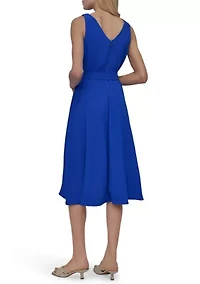 Women's Sleeveless V-Neck Solid Tie Waist Midi Dress