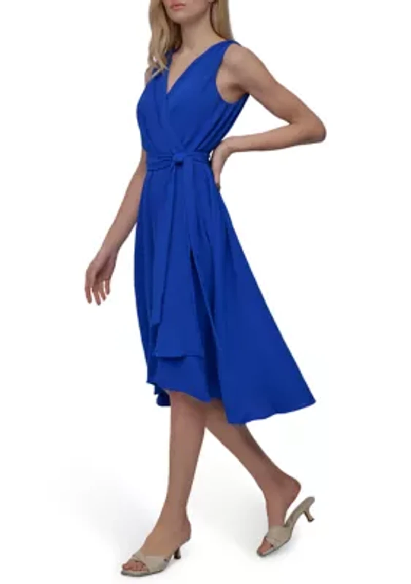 Women's Sleeveless V-Neck Solid Tie Waist Midi Dress