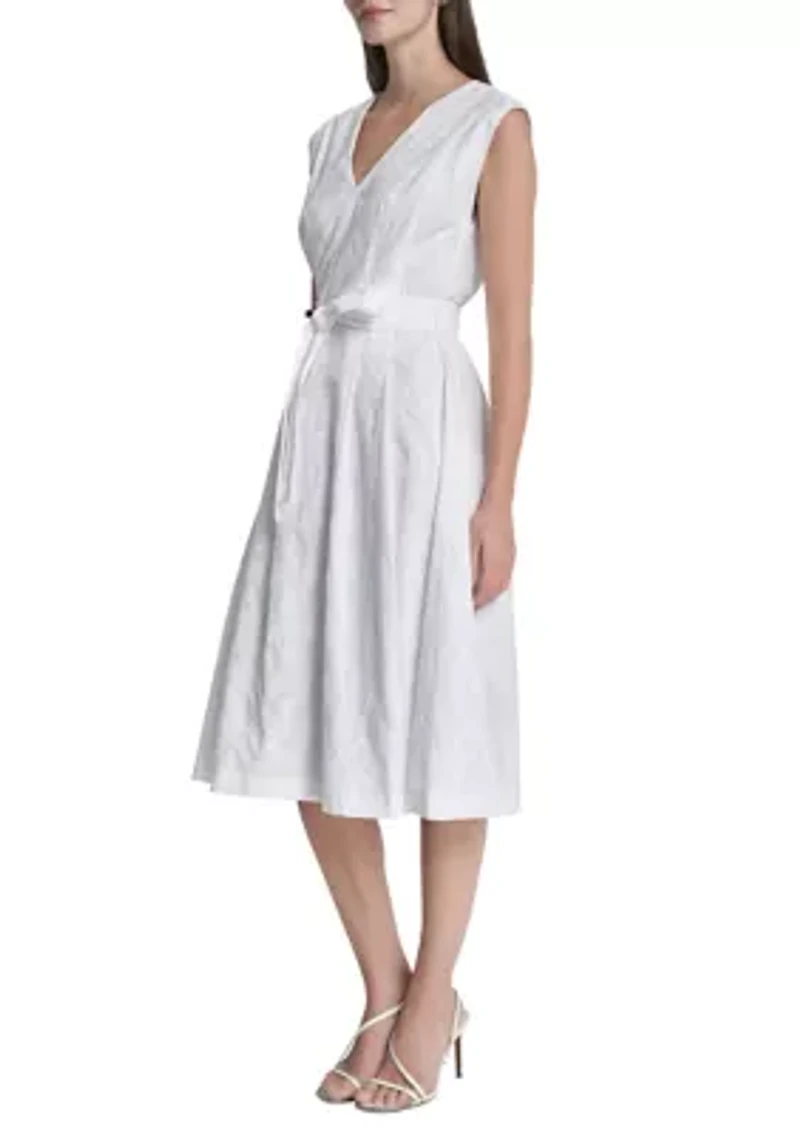 Women's Sleeveless V-Neck Midi Dress