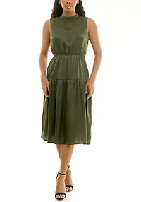 Sleeveless Dress With Back Bow