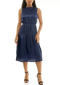 Sleeveless Dress With Back Bow