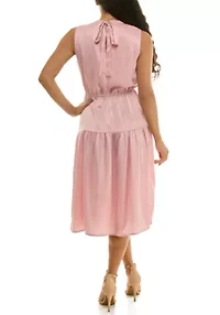 Sleeveless Dress With Back Bow