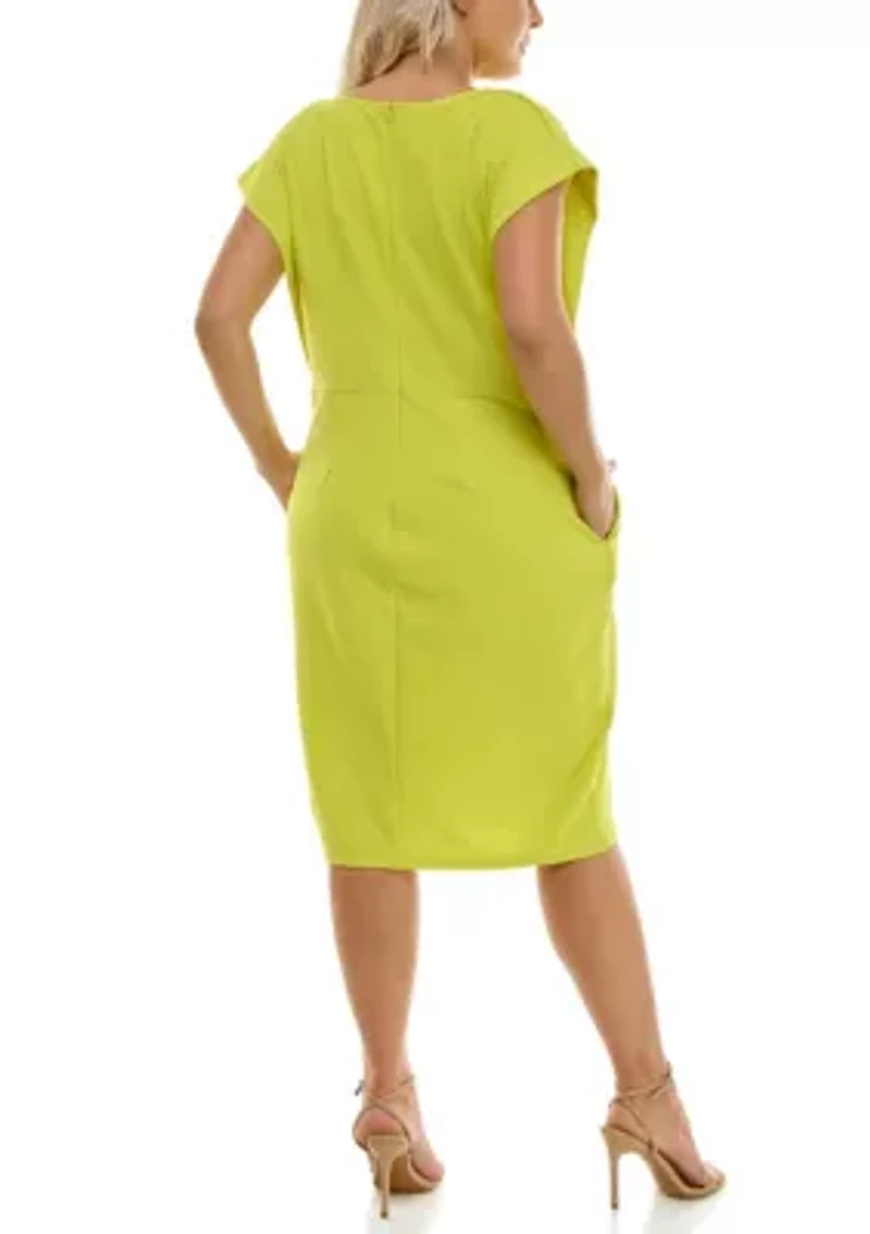 Extended shoulder dress with pleats and pockets