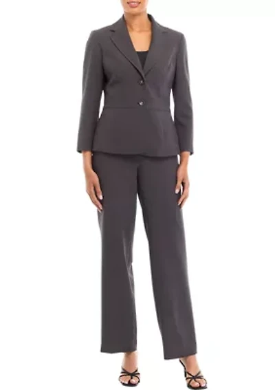 2-BUTTON NOTCH COLLAR BLAZER WITH 3/4 SLEEVES AND FLY FRONT TROUSERS