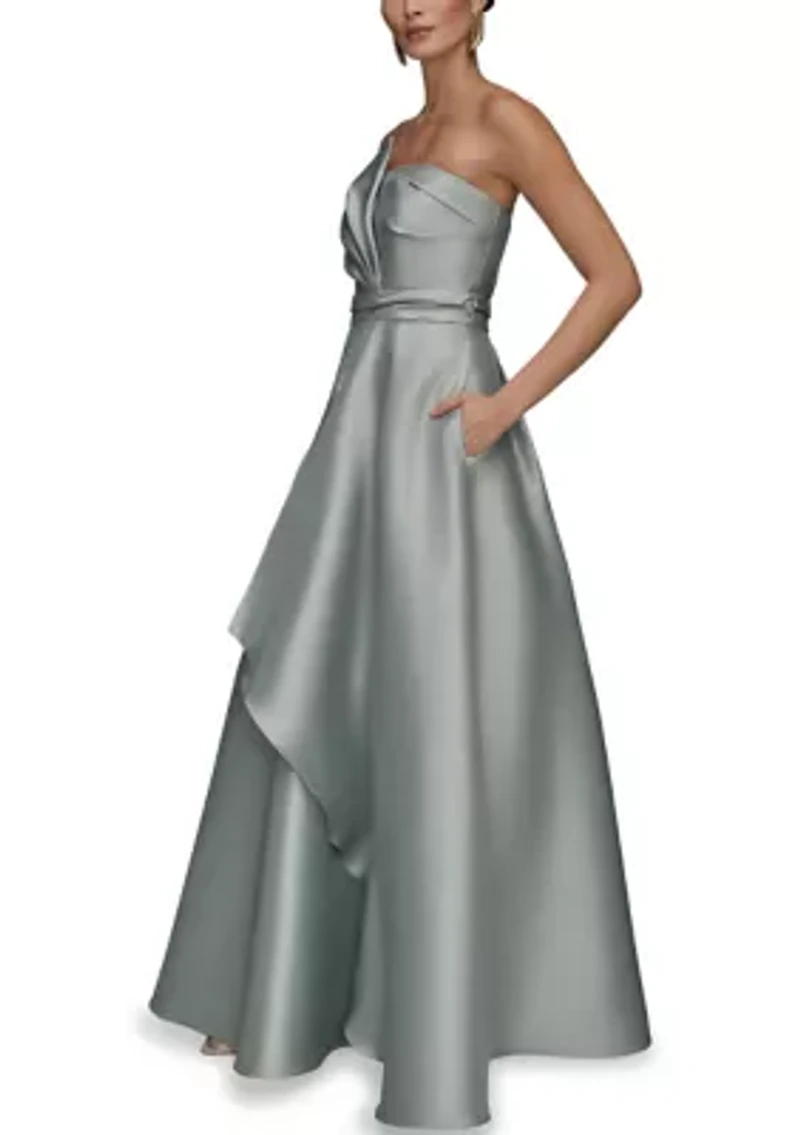 Women's Strapless Ballgown