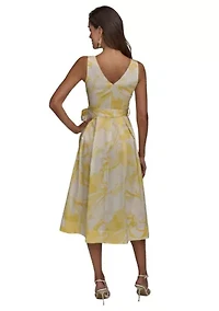 Women's Sleeveless V-Neck Floral Print Fit and Flare Dress