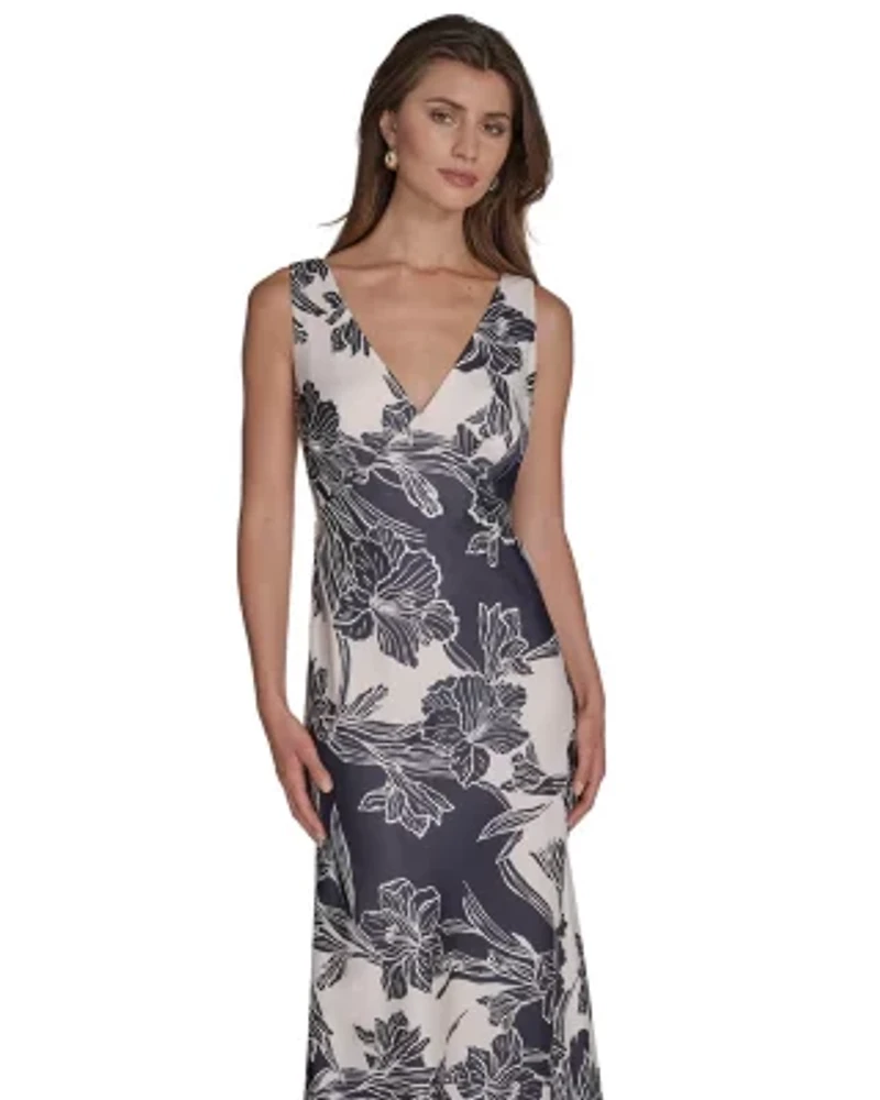 SLEEVLESS PRINTED V NECK MAXI