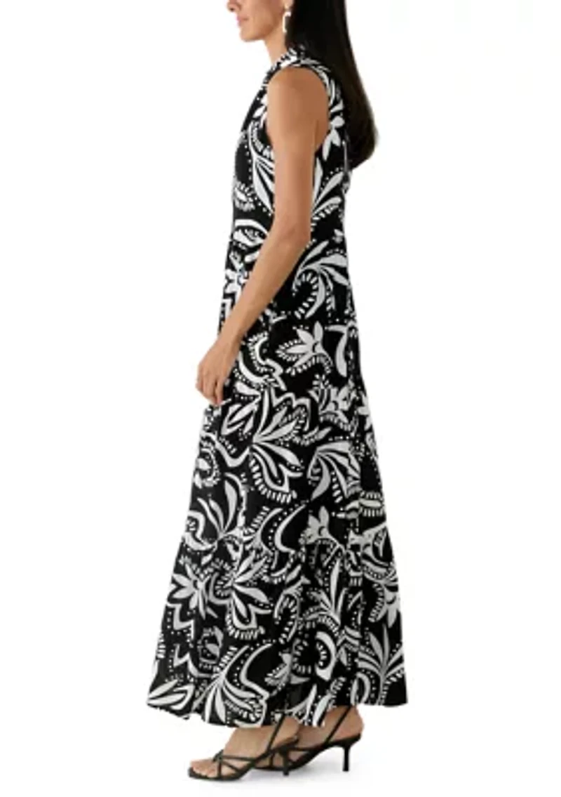 Women's Sleeveless Tiered Paisley Dress