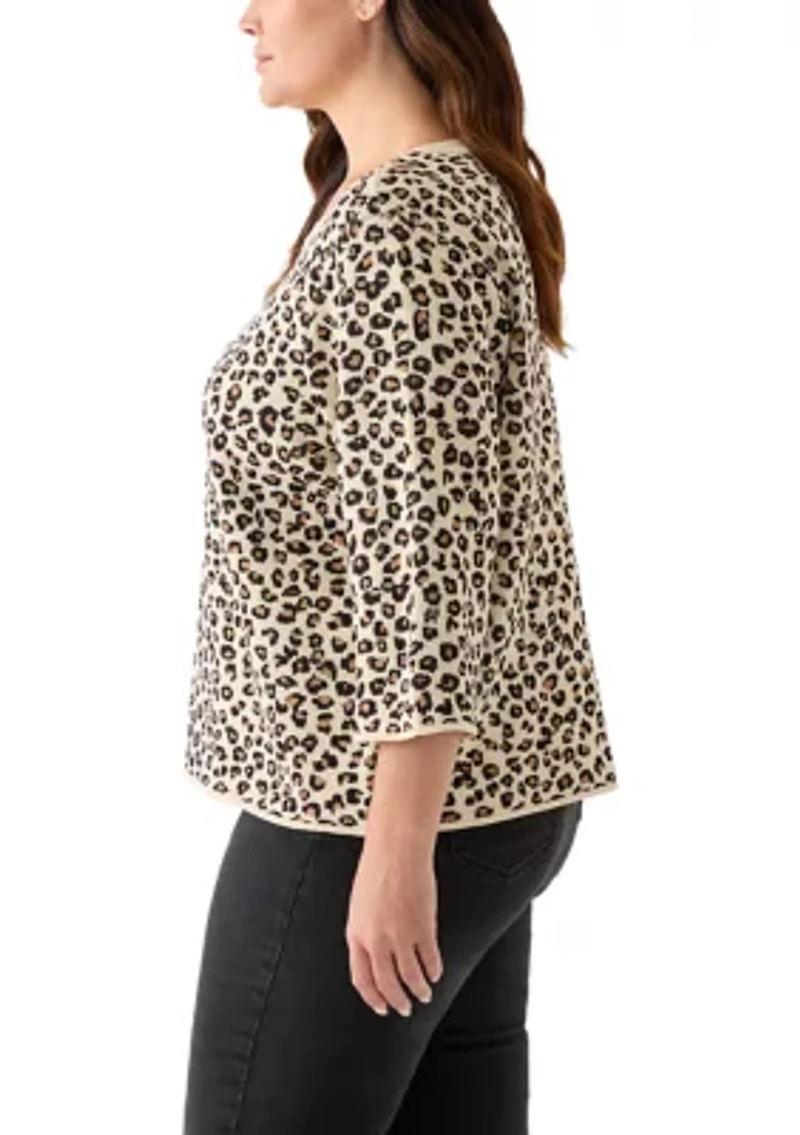 Plus 3/4 Crew Animal Jacquard Sweater