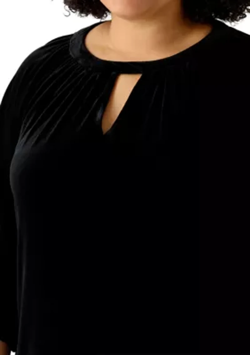 Plus Puff Sleeve Keyhole Velvet Dress