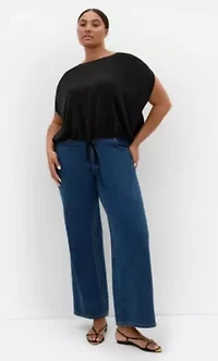 Elise Hem Detail Top
