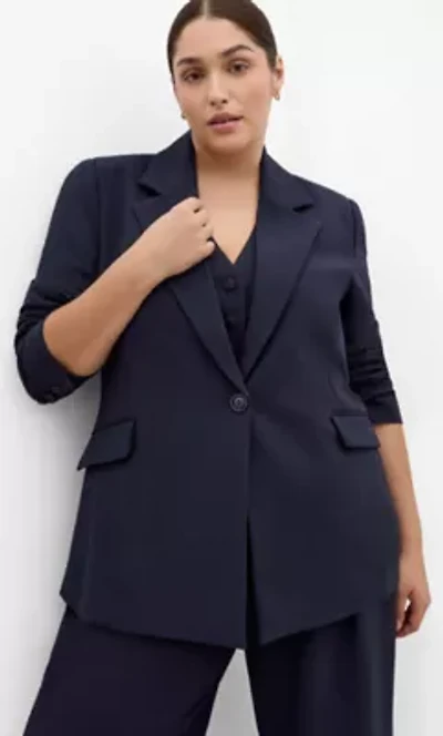 Tori Blazer