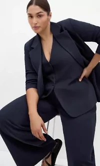 Tori Blazer