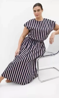 Holiday Bloom Print Midi Skirt