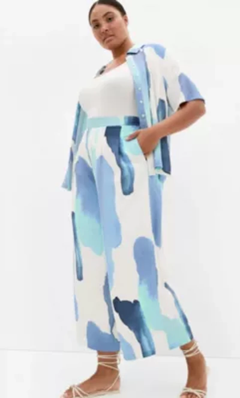 Surface Level Print Pant