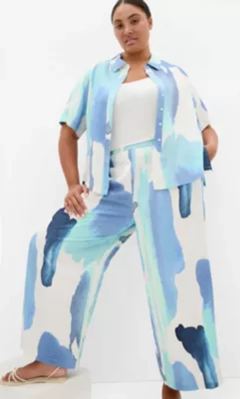Surface Level Print Pant