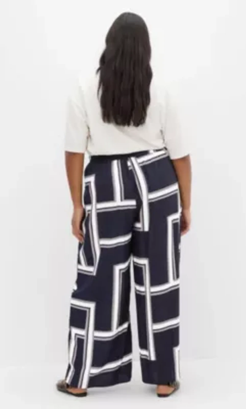 Hallie Print Wide Leg Pant