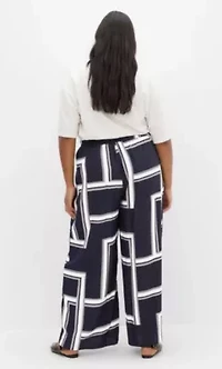 Hallie Print Wide Leg Pant