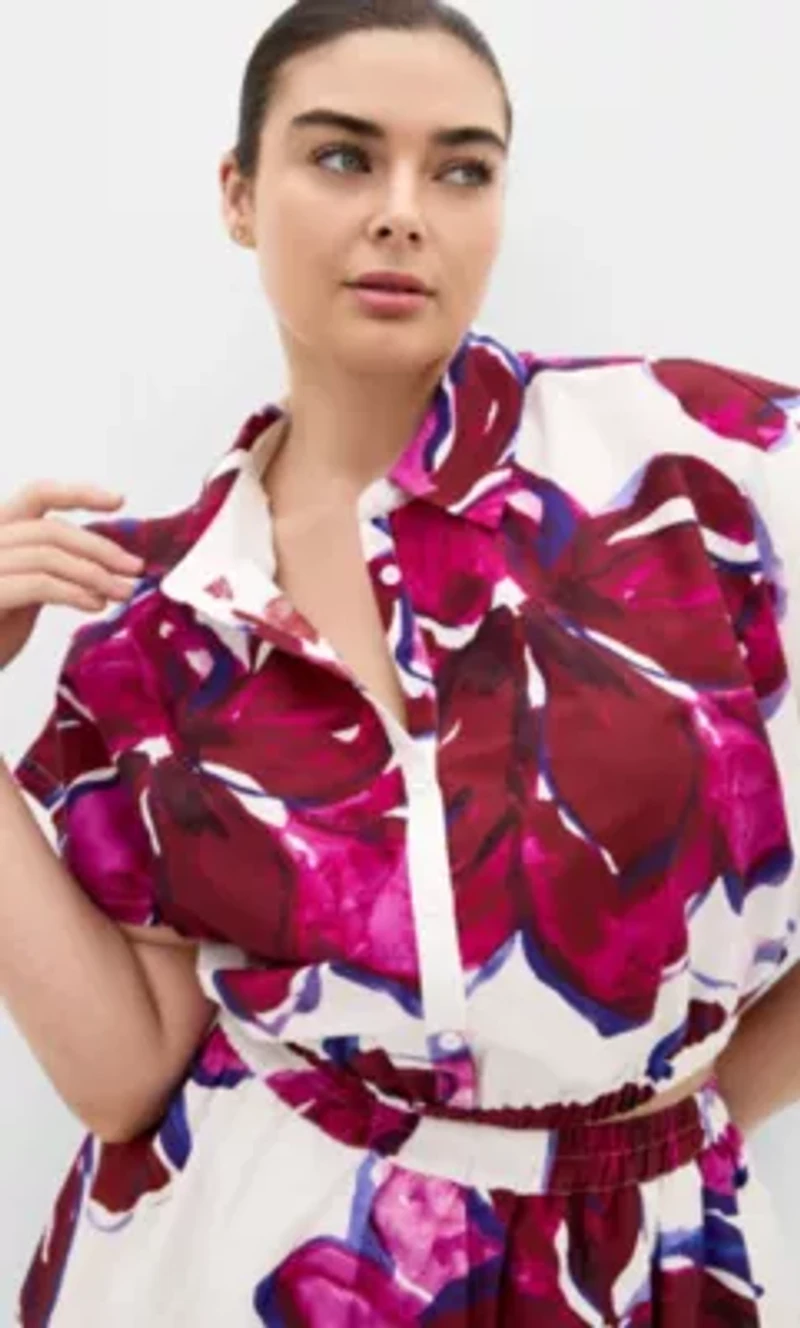 Holiday Bloom Print Shirt