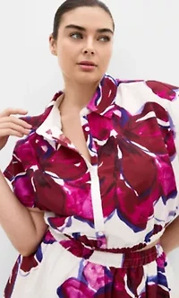 Holiday Bloom Print Shirt