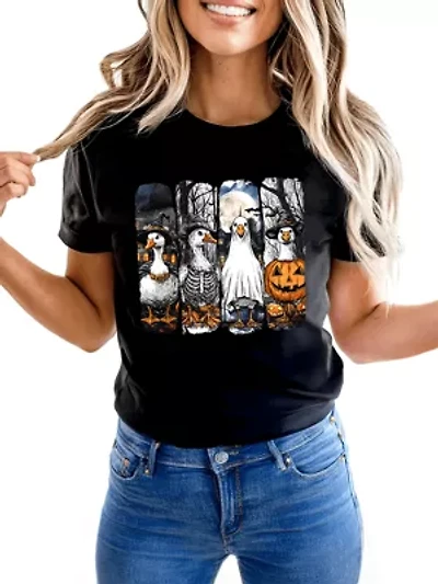 Halloween Goose Costume Spooky T-Shirt for Bird Enjoyers