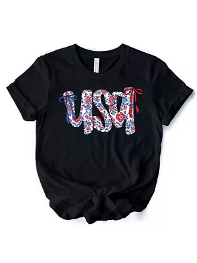 Floral USA Patriotic T-Shirt for Stylish Women
