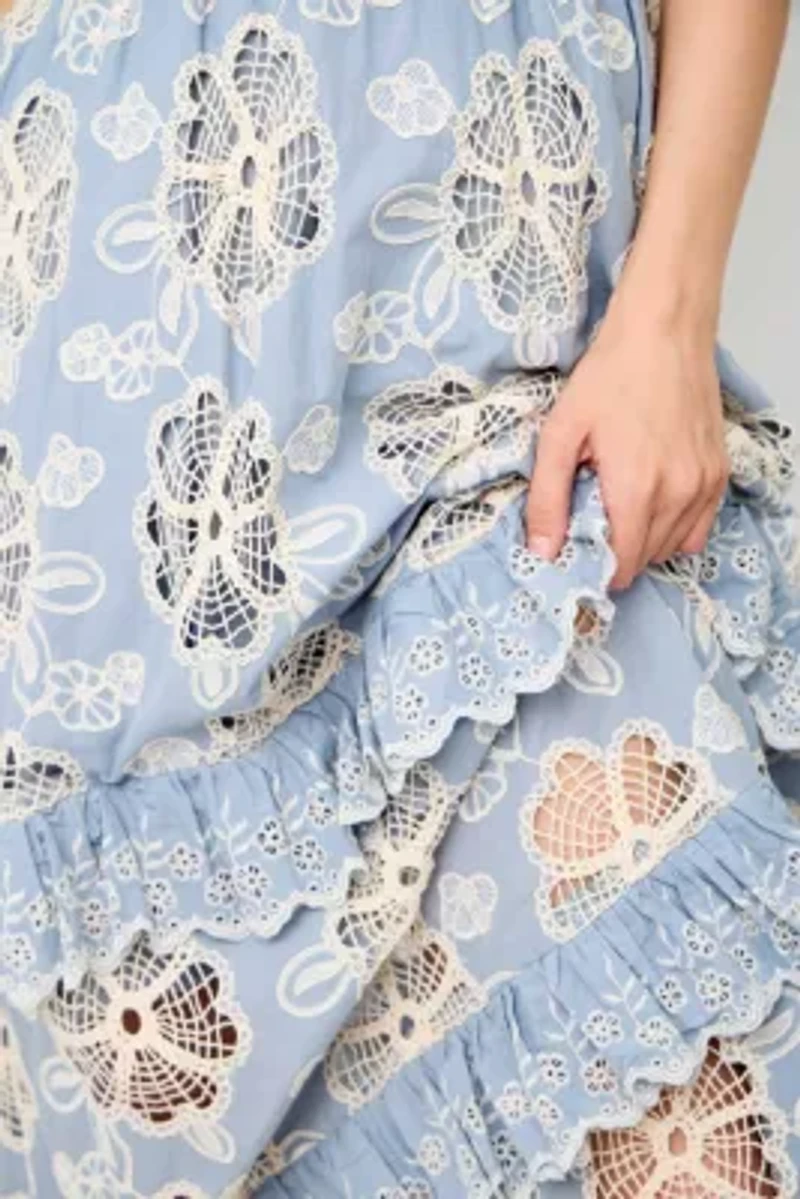 Tiered Lace Maxi Dress